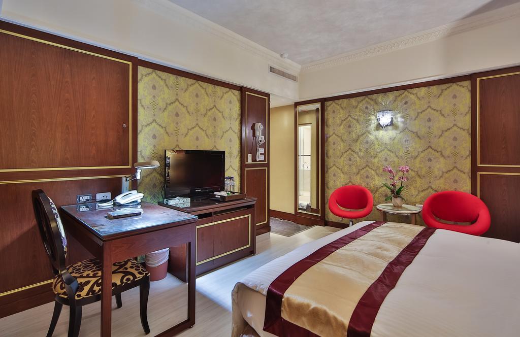 Milord Boutique Hotel Kaohsiung Exterior photo